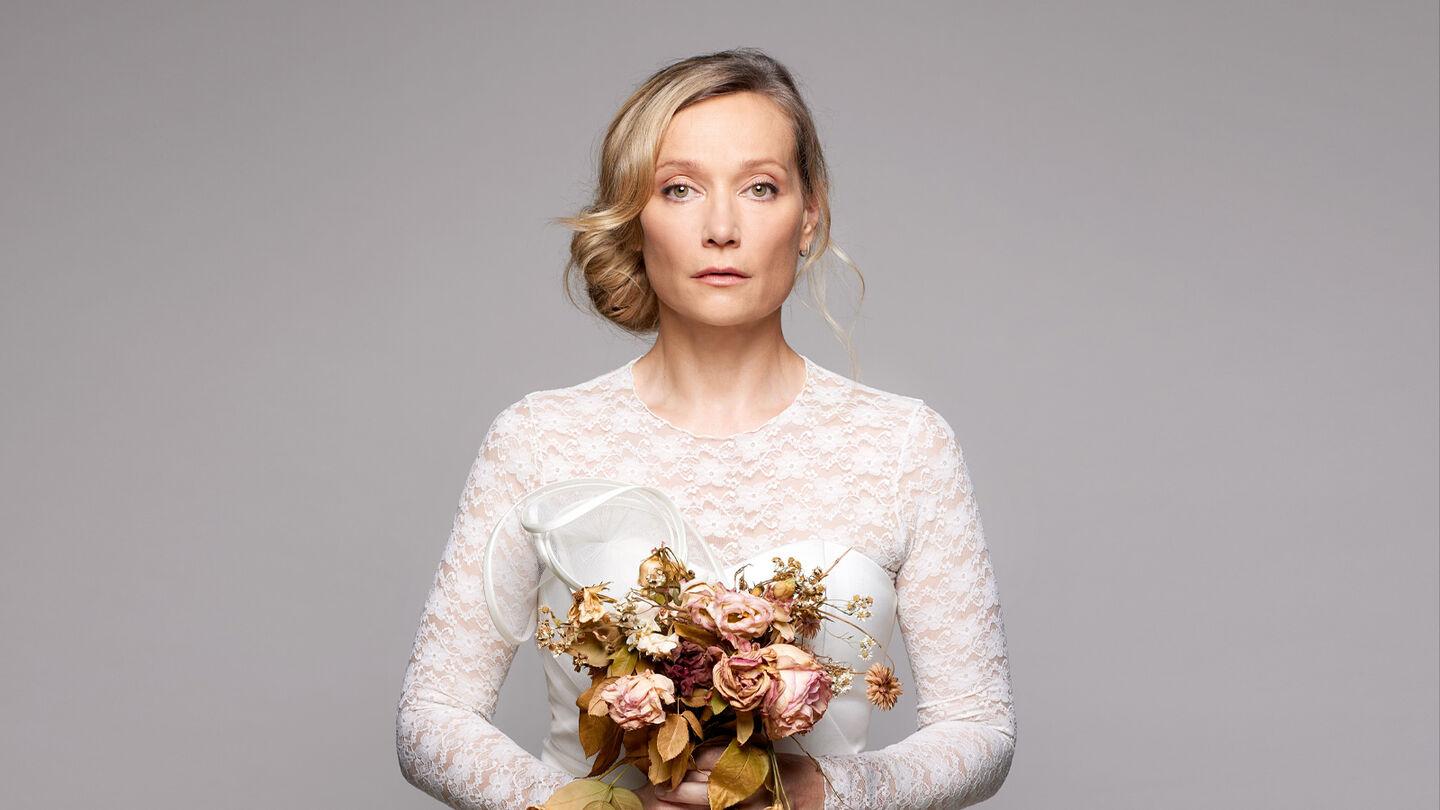 Caroline Vigneau dans : Divorce à la française